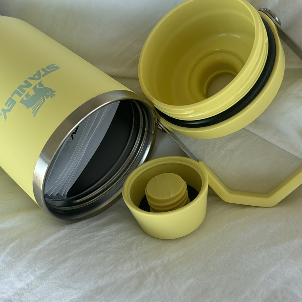 Stanley THE ICEFLOW™ TUMBLER WITH FAST FLOW LID | 40 OZ pomelo - Picture 4 of 4